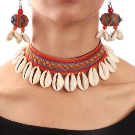 Macrame Shell Choker Necklace